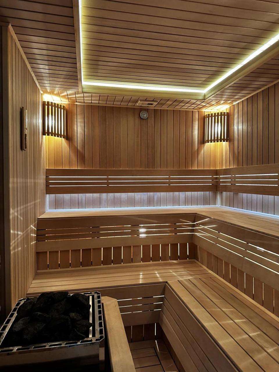 Ziyorat Luxury Hotel เฟอร์กานา ภายนอก รูปภาพ
